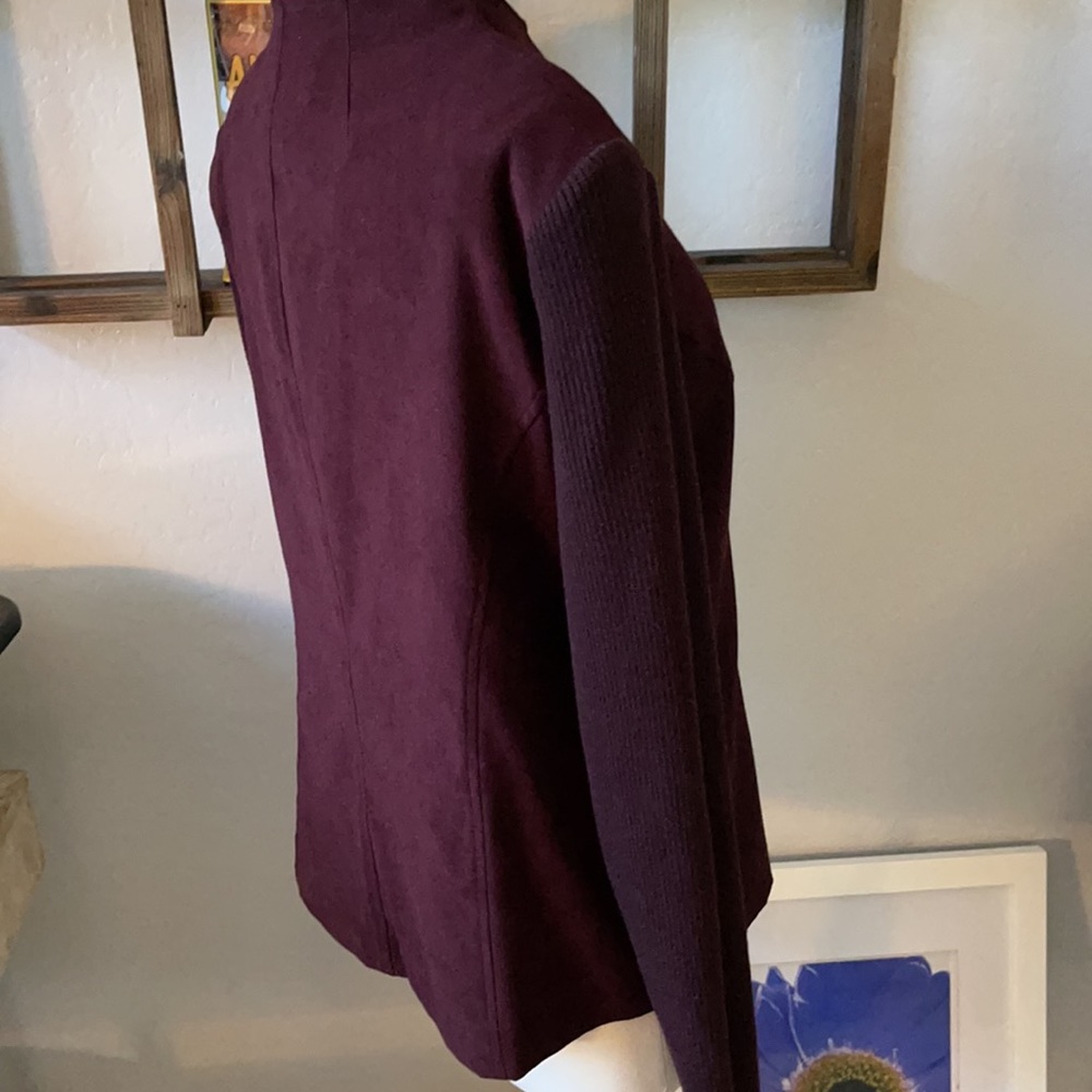 Suede Moto contemporary style Ladies jacket nwot - Picture 4 of 7